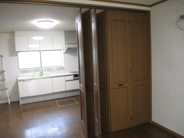 【居間・リビング】 | 企救丘六丁目6番6号（B-36）