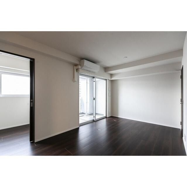 ドゥーエ月島Ⅱの居間・リビング