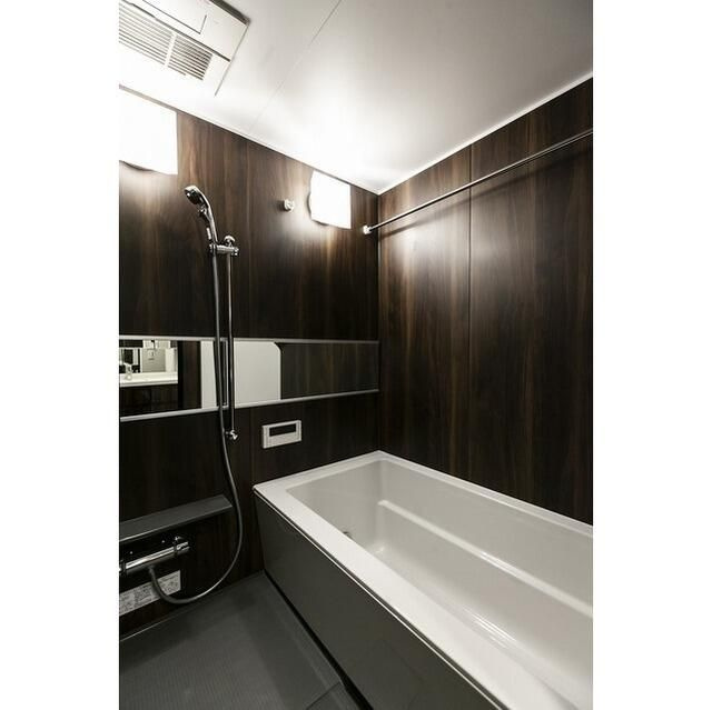 ドゥーエ月島Ⅱの浴室