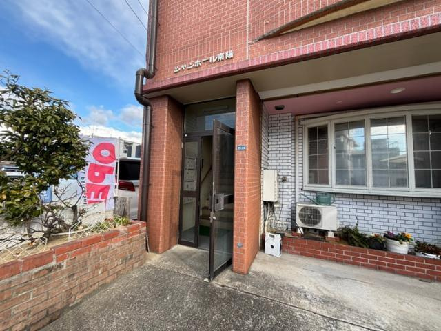 名古屋市南区内田橋１丁目の賃貸マンションのエントランス