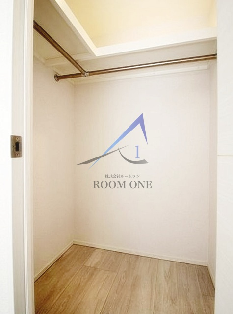 プレール・ドゥーク蔵前の収納|ウォークインクローゼットです。