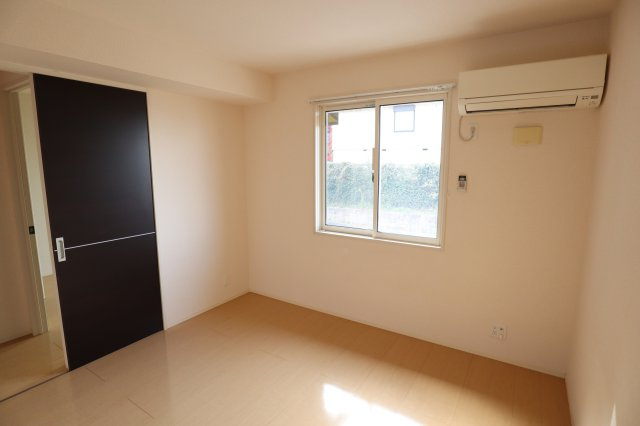 セレッソ　パティオＩＩＩの洋室