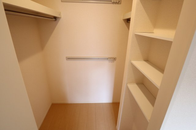 セレッソ　パティオＩＩＩの収納