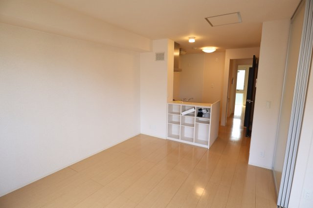 セレッソ　パティオＩＩＩの居間・リビング