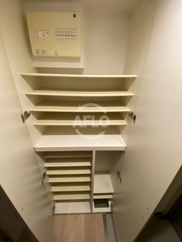 南堀江アパートメントグランデの収納|南堀江アパートメントグランデ　シューズＢＯＸ