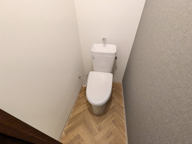 八王子元横山町マンションのトイレ|～暖房温水洗浄機能付きトイレ　冬場は特に嬉しい機能ですね～