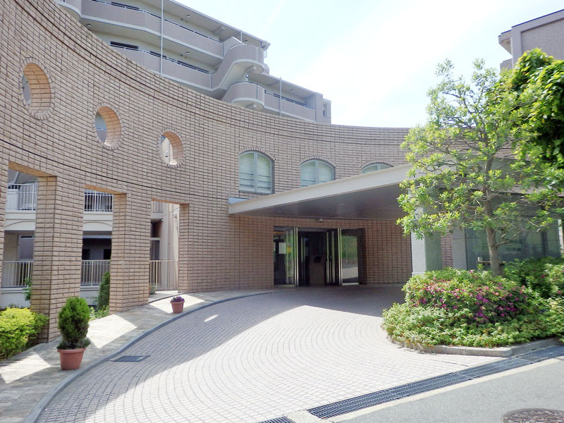 メロディーハイム千里万博公園のエントランス