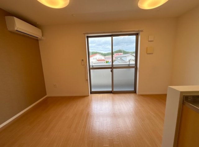 コンフォルトの居間・リビング