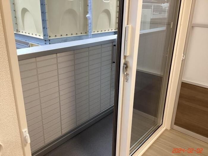 あいグラン・三島駅　B棟のバルコニー