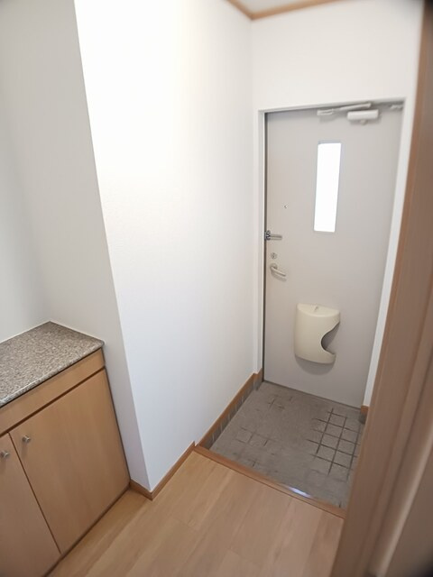 メゾン・ソレーユの玄関