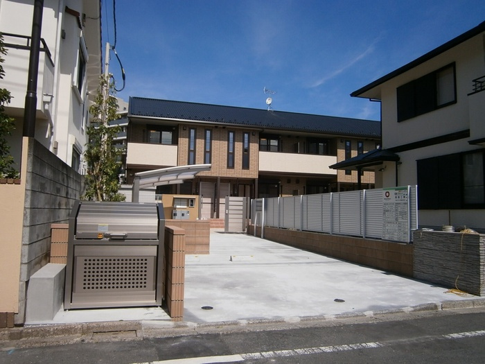 Excellent国立の駐車場