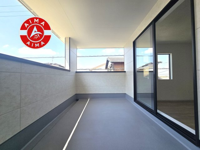 大野城市大城１丁目第2-3棟（1号棟）　のバルコニー|風をしっかりと感じられるバルコニーでは、毎日が洗濯日和です。広々としているので洗濯も楽しくなるでしょうし、気分転換にバルコニーからの眺めを楽しむのもいいでしょう。