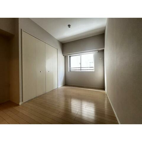 エスト・グランディール横濱関内の寝室|落ち着いた雰囲気の洋室♪