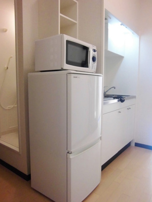 【キッチン】 | レオネクストサンシティーⅢ | 冷蔵庫・電子レンジ