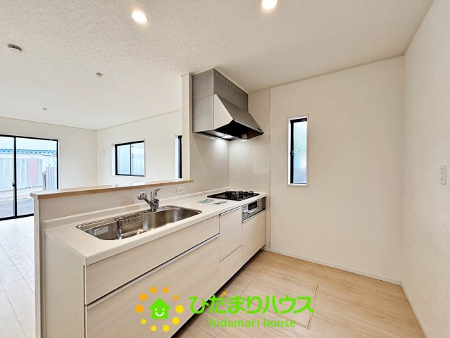 古河市諸川第9　新築一戸建て　01　クレイドルガーデンのキッチン