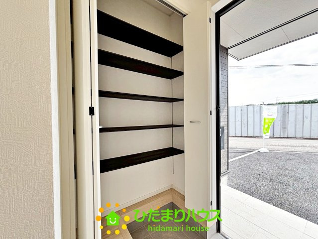 古河市諸川第9　新築一戸建て　01　クレイドルガーデンの収納