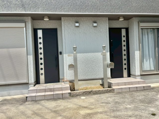 イニジオ・フロンテ北平野南の町のエントランス