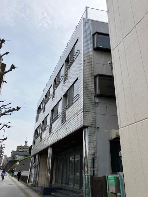 ベルメゾン志村の外観