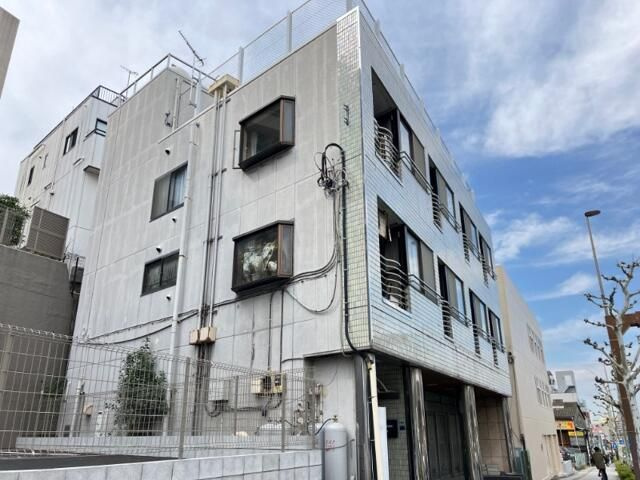 ベルメゾン志村