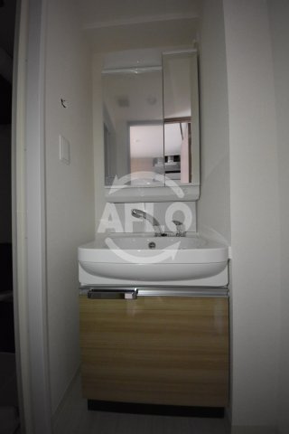 プレサンスOSAKA DOME CITYビーツの独立洗面台|プレサンスOSKA DOME CITYビーツ　独立洗面化粧台