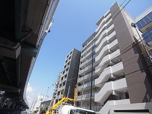 神戸市兵庫区入江通３丁目の賃貸マンションの外観