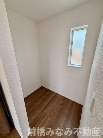 【新築】前橋市北代田町　限定1棟　ハートフルタウン　新築建売の洋室|ゆったりした洋室です