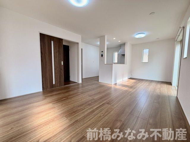 【新築】前橋市北代田町　限定1棟　ハートフルタウン　新築建売の居間・リビング|居間です