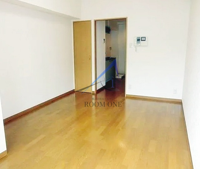 ラグジュアリーガーデン東松戸の居間・リビング|洋室のお部屋です。