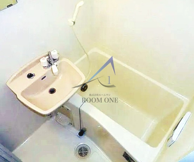 ラグジュアリーガーデン東松戸の浴室|お風呂です。