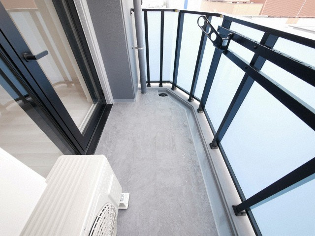 S-RESIDENCE新大阪Rishのバルコニー