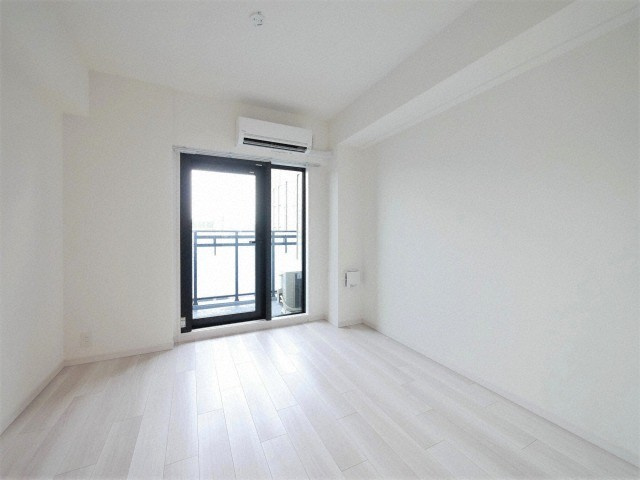 S-RESIDENCE新大阪Rishの居間・リビング