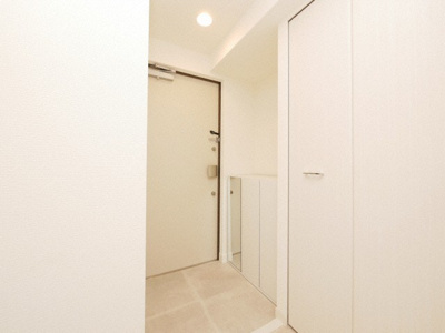 【玄関】 | アドバンス上町台シュタット