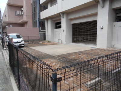 【駐車場】 | 甲耀