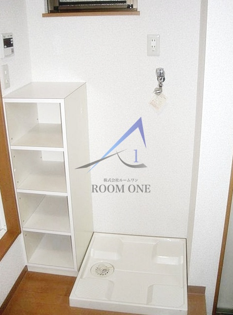 メゾン・エムの設備|洗濯機置き場です。