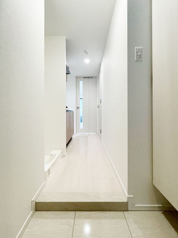 S-RESIDENCE行徳aileの玄関