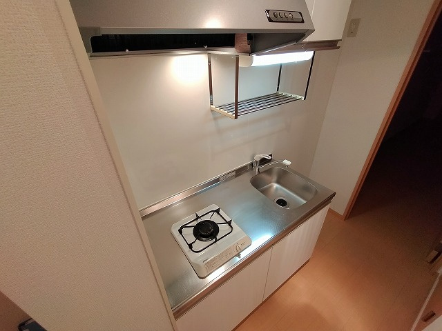 神戸市長田区松野通２丁目のアパートのキッチン