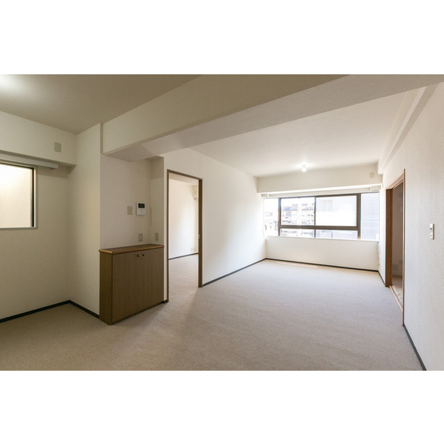 コスモ柏2の居間・リビング