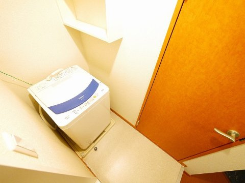 レオパレスルイソウの設備|洗濯機