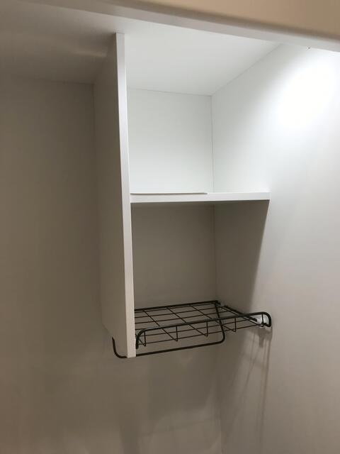 お皿などが収納できる吊戸棚