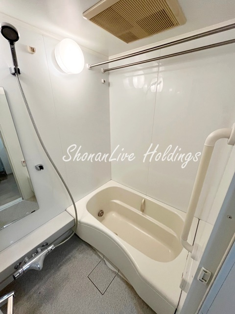 横浜市中区日本大通の賃貸マンションの浴室|※同建物別号室