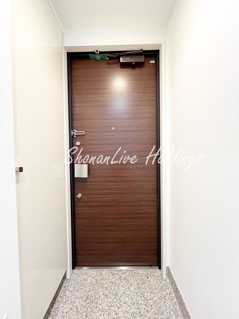 横浜市中区日本大通の賃貸マンションの玄関|※同建物別号室