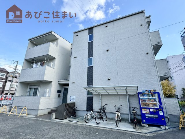 アクアパレスの外観