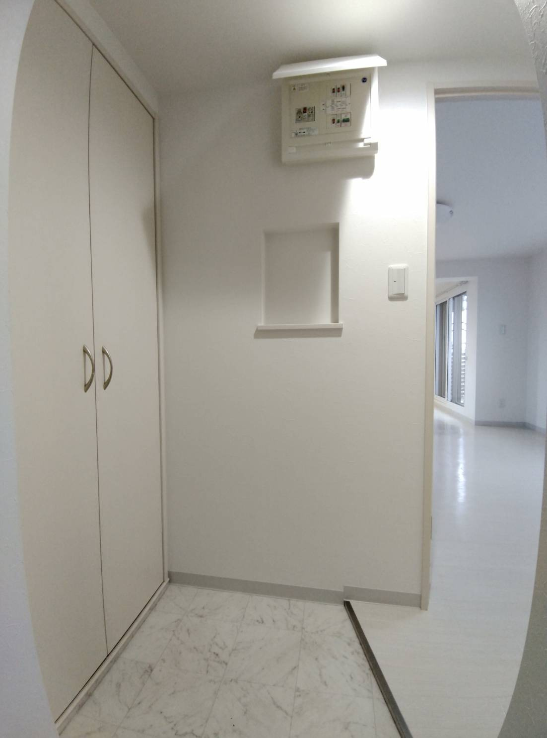 シャーウッドの玄関