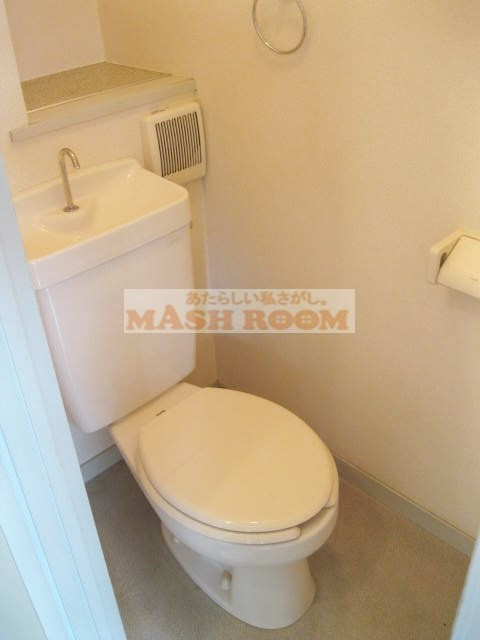 エクセルアズマのトイレ