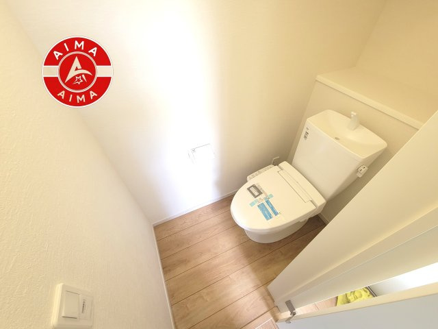 糟屋郡宇美町宇美東3丁目第3-3棟（1号棟）　のトイレ|トイレ・ウォシュレット付。快適で衛生的な洗浄機能付温水シャワートイレです。