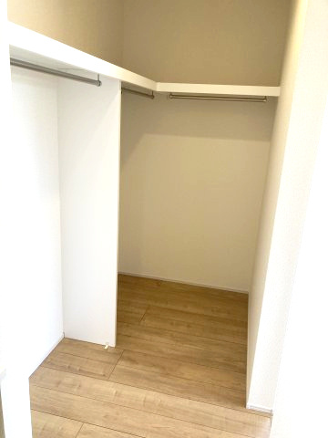 ブルーミングガーデン前橋市駒形町　2号棟の収納|2階洋室1収納ウォークインクローゼットです♪