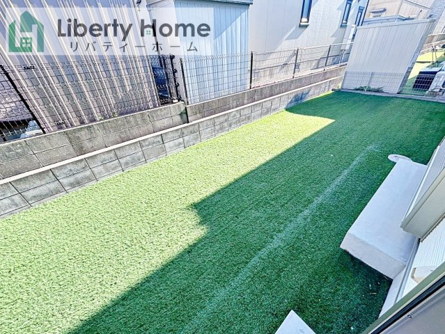 牛久市刈谷町2丁目　中古戸建の庭