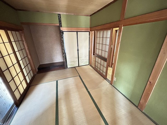 富木島町伏見四丁目貸家の和室