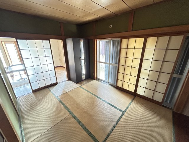 富木島町伏見四丁目貸家の和室