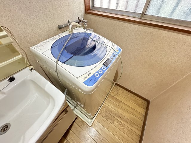 富木島町伏見四丁目貸家のその他
